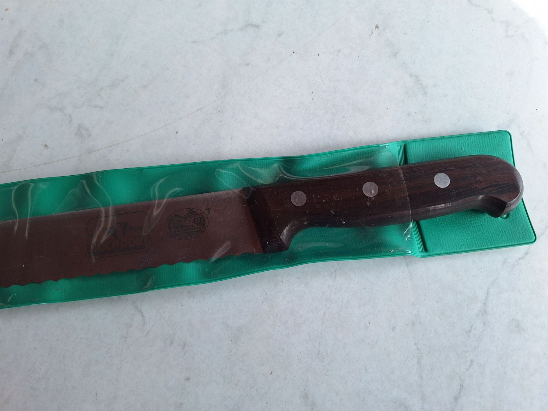 Victorinox Coltelli da cucina: VICTORINOX BROTMESSER – Nuovo e nell'imballaggio originale da Huttwil venduto da Kunterbuntli 3