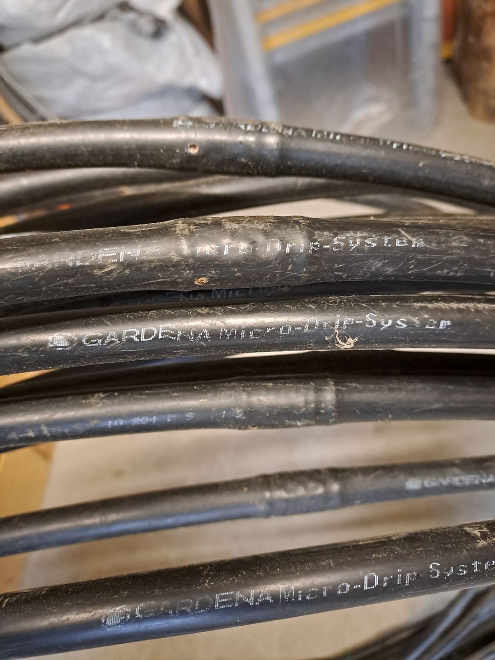 Gardena Tubi & Tubi flessibili: GARDENA Bewässerungs Drip-System (ca. 50m) – Usato da Luzern venduto da dav_n88v 2