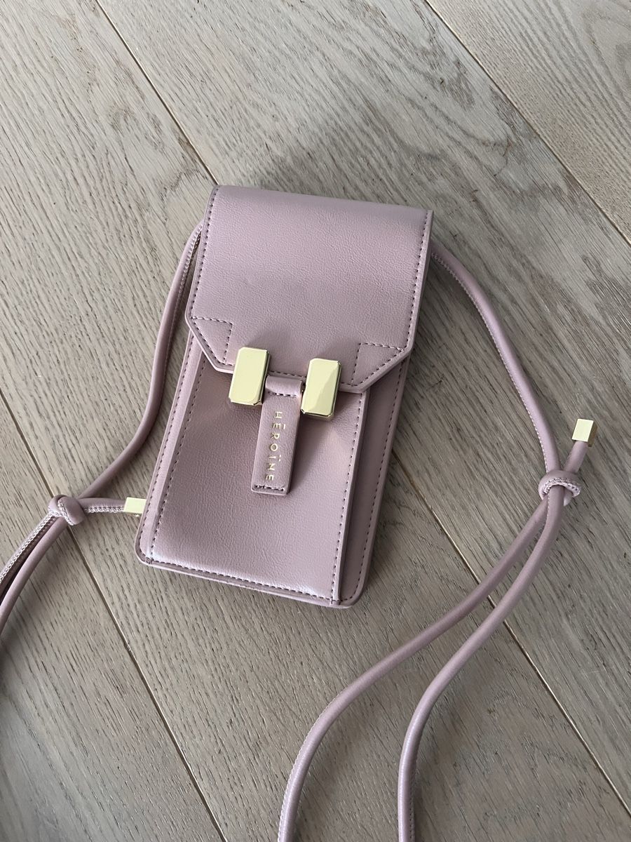 Borse da donna: Maison Heroine Phone Bag – Nuovo (secondo la descrizione) da Pfaffhausen venduto da pat_shop