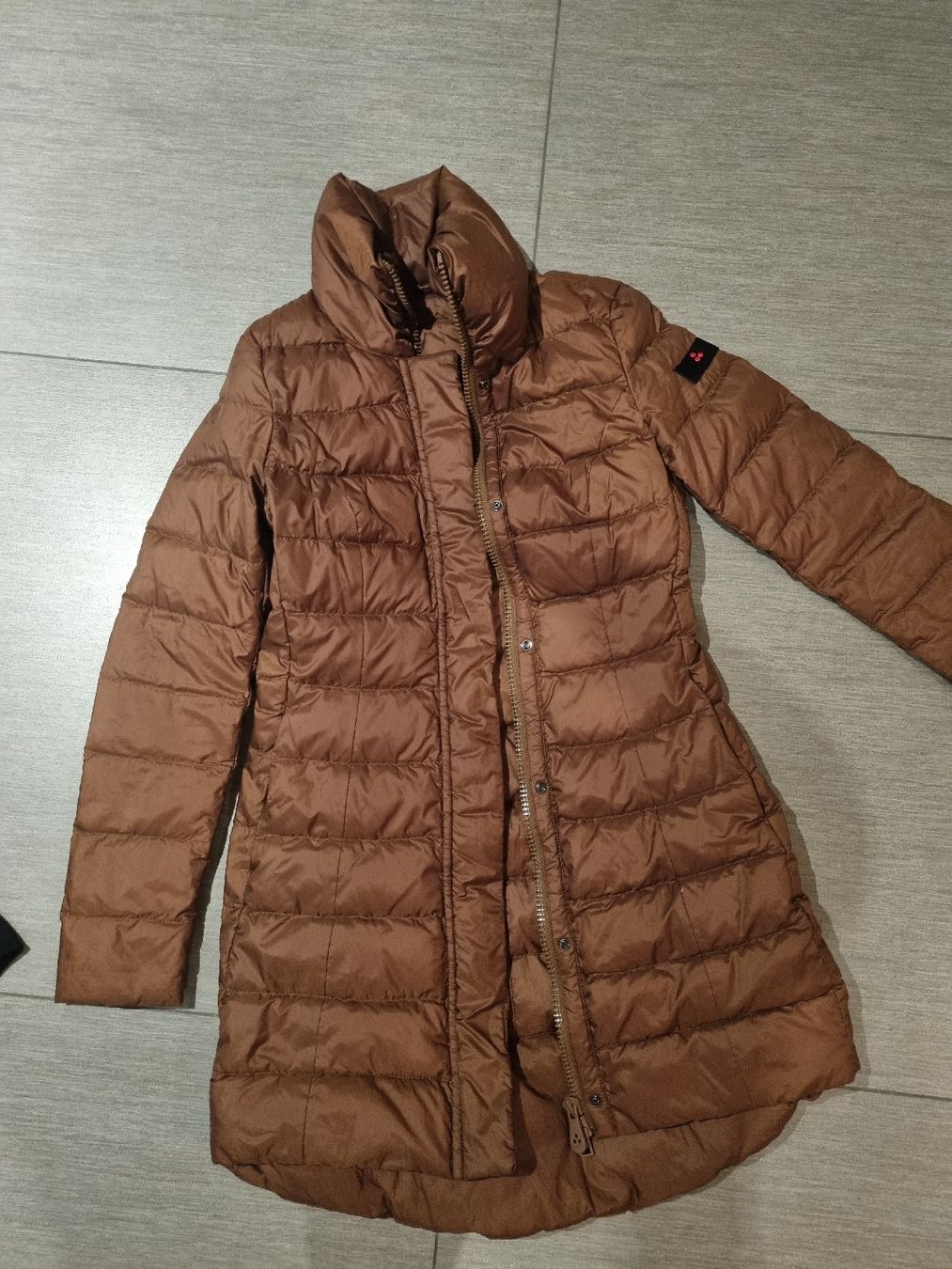 Manteaux: peutrey rust color light down coat XS – D'occasion à Bottmingen par alenov