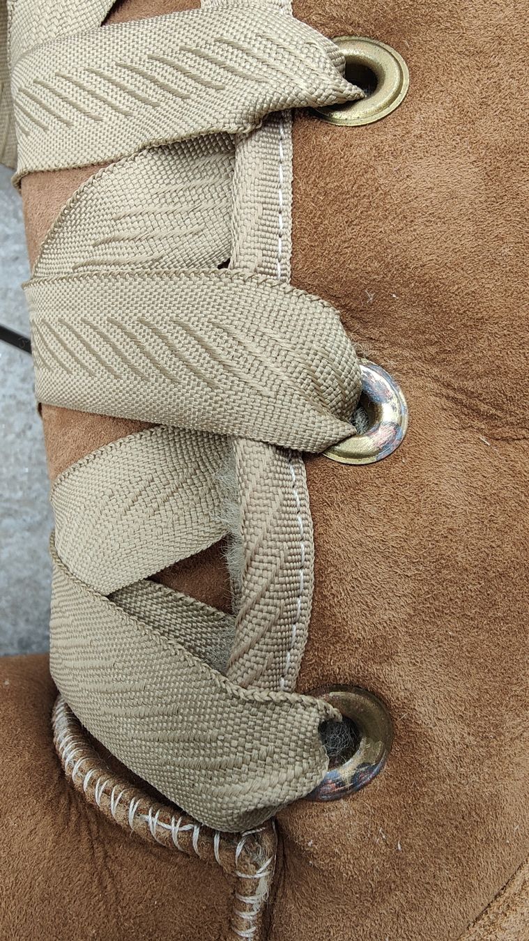 Ugg Scarpe da donna: Stivali JUMBO UGG AUSTRALIA – Usato da Lugano venduto da claudio.luga 4