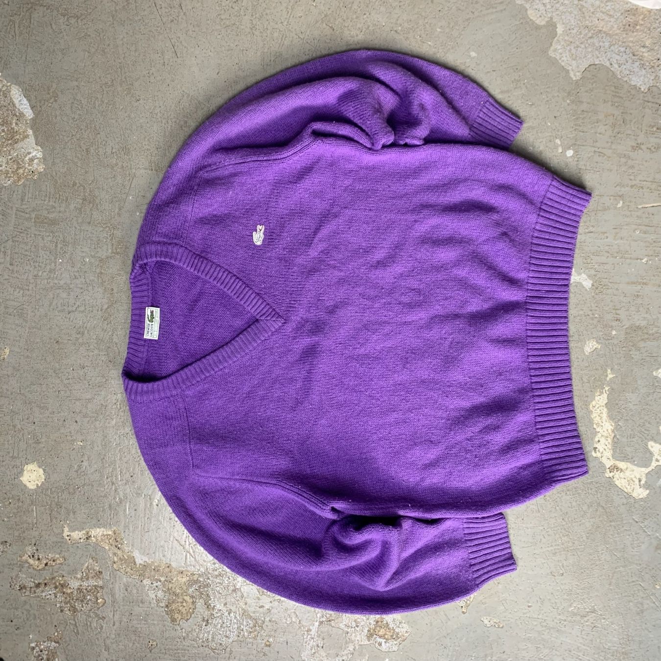 Maglioni & Felpe: Violetter Lacoste Pullover V-Neck – Usato da St. Gallen venduto da ale_7yby