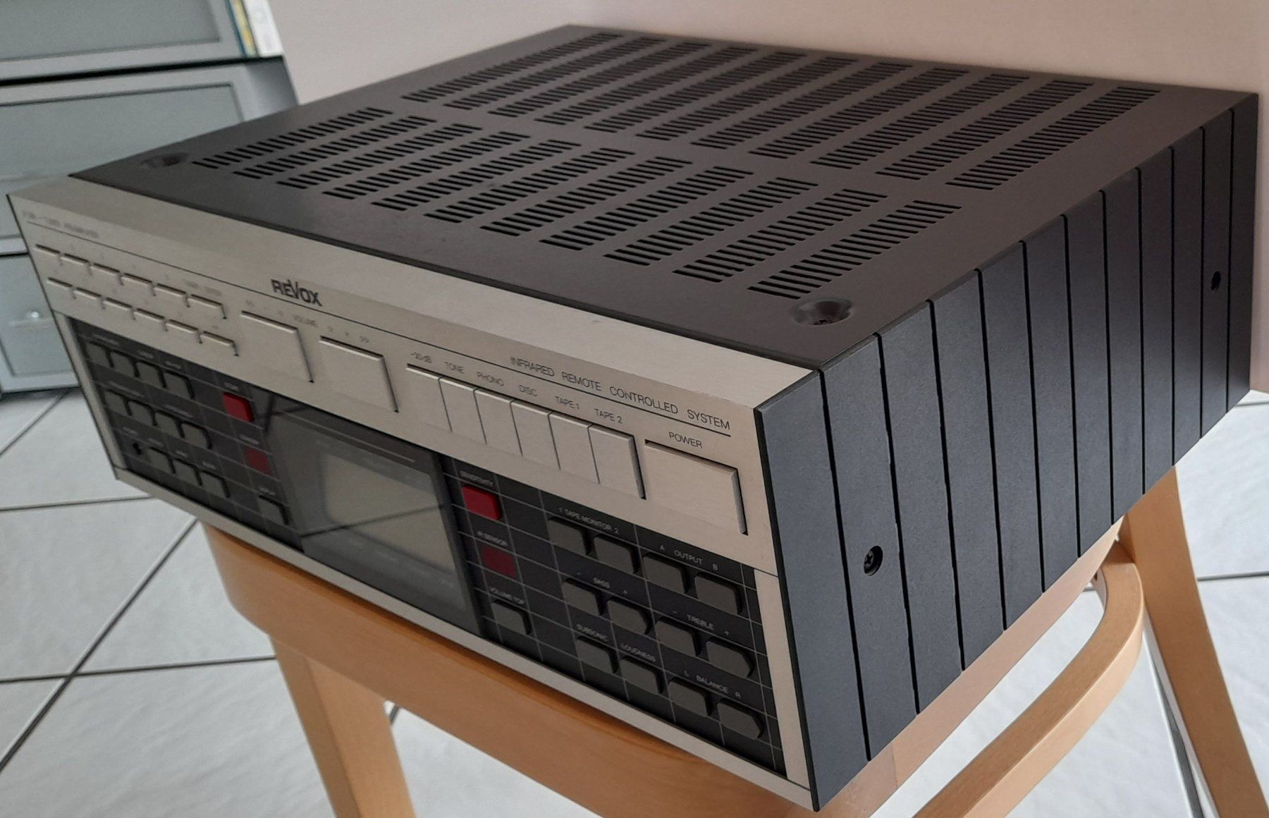 Revox Amplificatori: Revox B286 Vorverstärker-Tuner – Usato da Siebnen venduto da Joing 1