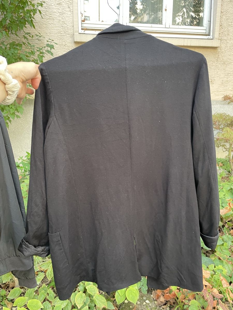 Zara Giacche: Blazer Zara Basic schwarz lang geschnitten gebraucht – Usato da Basel venduto da sara.re.use 2