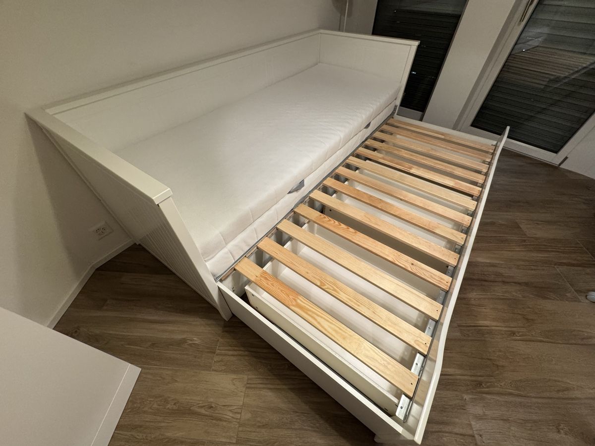 Betten: Ausziehbett / Sofa Ikea Hemnes – Neu (gemäss Beschreibung) aus Uster von Beni2000 2