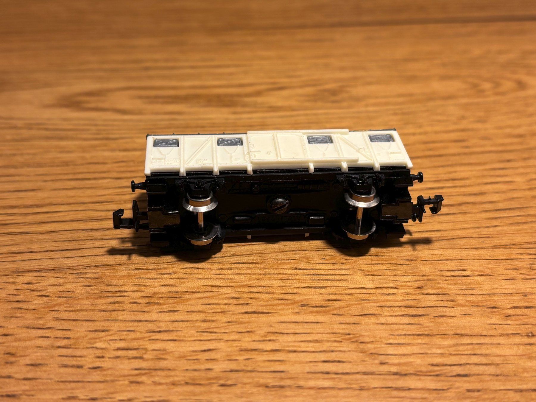 Modellini di ferrovie: e1529: Güterwagen (Spur N) – Usato da Birsfelden venduto da Birs_25 4