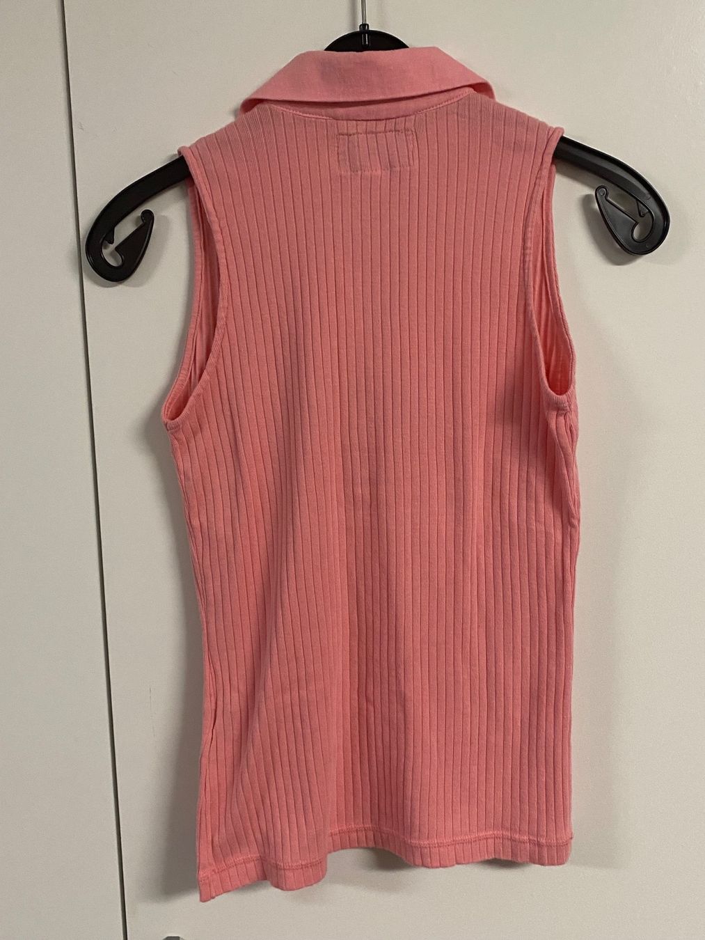 Magliette Polo: Poloshirt Gr. M Ärmellos – Nuovo (secondo la descrizione) da Biel-Benken BL venduto da PANORMUS 1