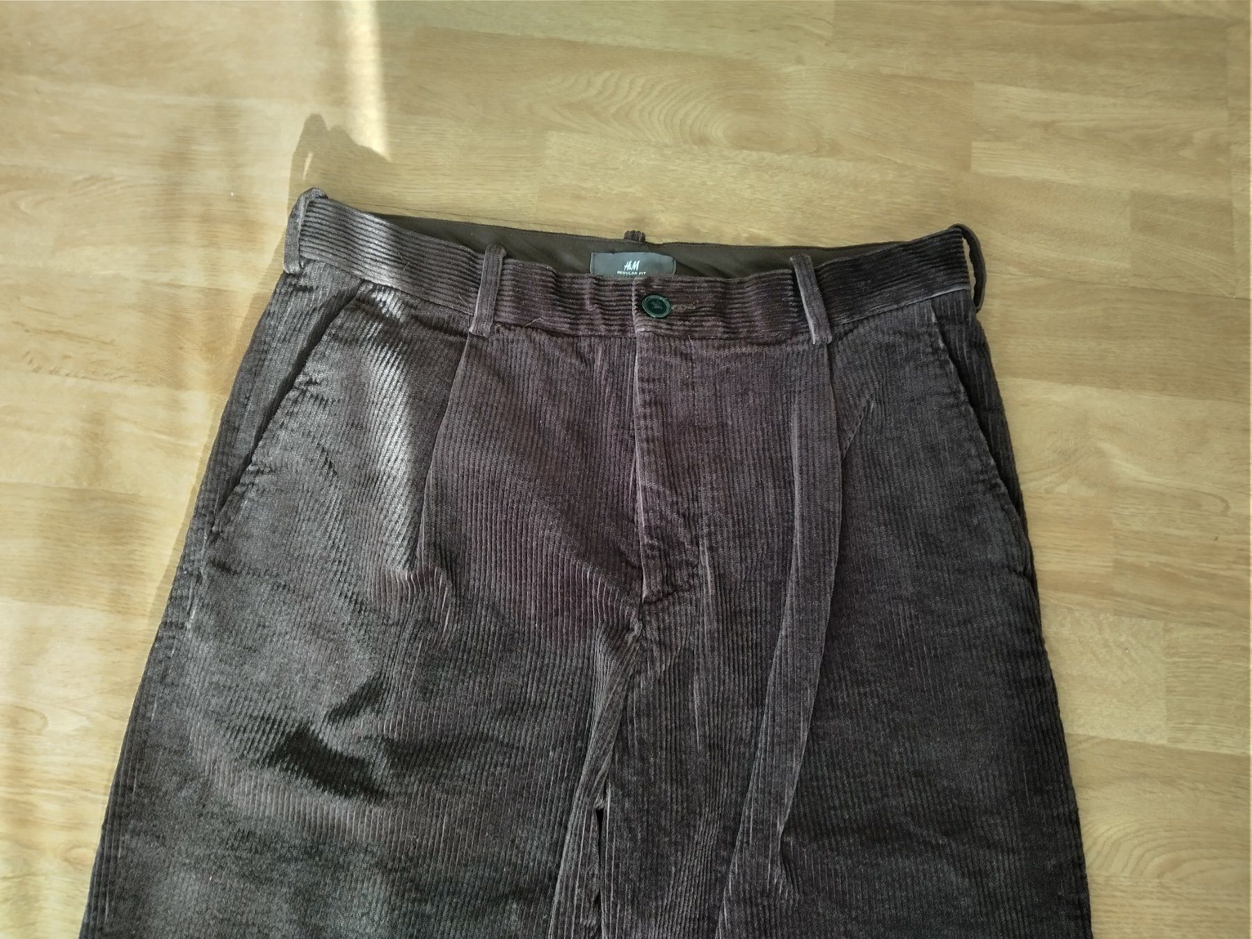 H&M Pantaloni: H&M Manchester 31/32 – Nuovo e nell'imballaggio originale da Zug venduto da guggi717 3