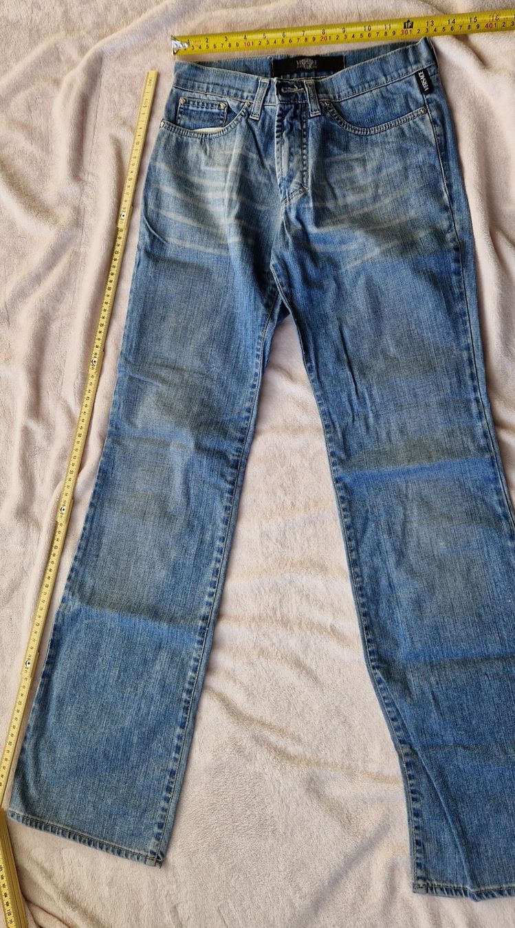 Versace Pantaloni: Jeans Versace 26/40 – Usato da Epalinges venduto da Ozili