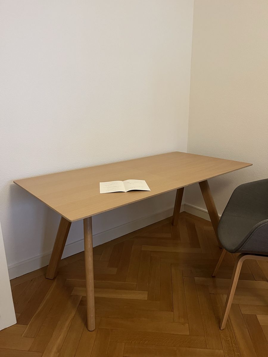 Tavoli: Hay table à manger chêne CPH30 extensible avec plateau – Usato da Genève venduto da He364