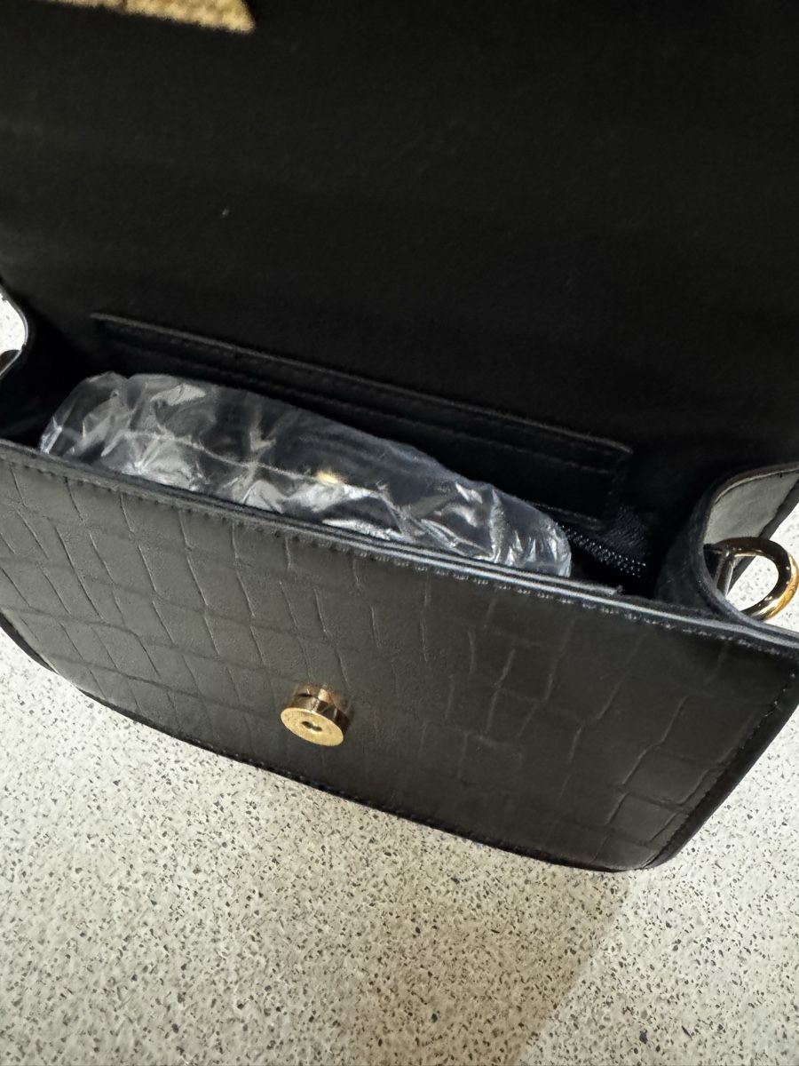 Sacs femmes: Damen Handtasche Schwarz   – Neuf (Voir description) à Urtenen-Schönbühl par m19_2fdb 1