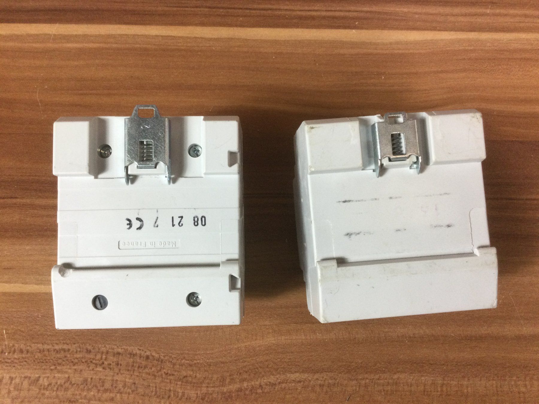 Hager Interruttori: Gebrauchte Hager FI-Schutzschalter 40A und 25A – Usato da Wangen SZ venduto da kuriosum12 2