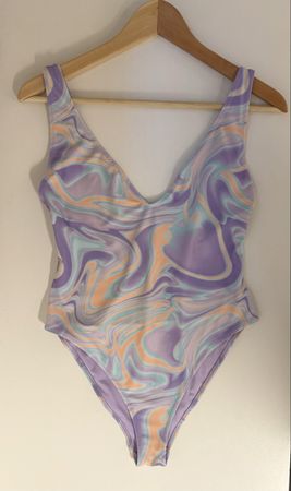 Badeanzug Forever 21 lila Muster Grösse M guter Zustand