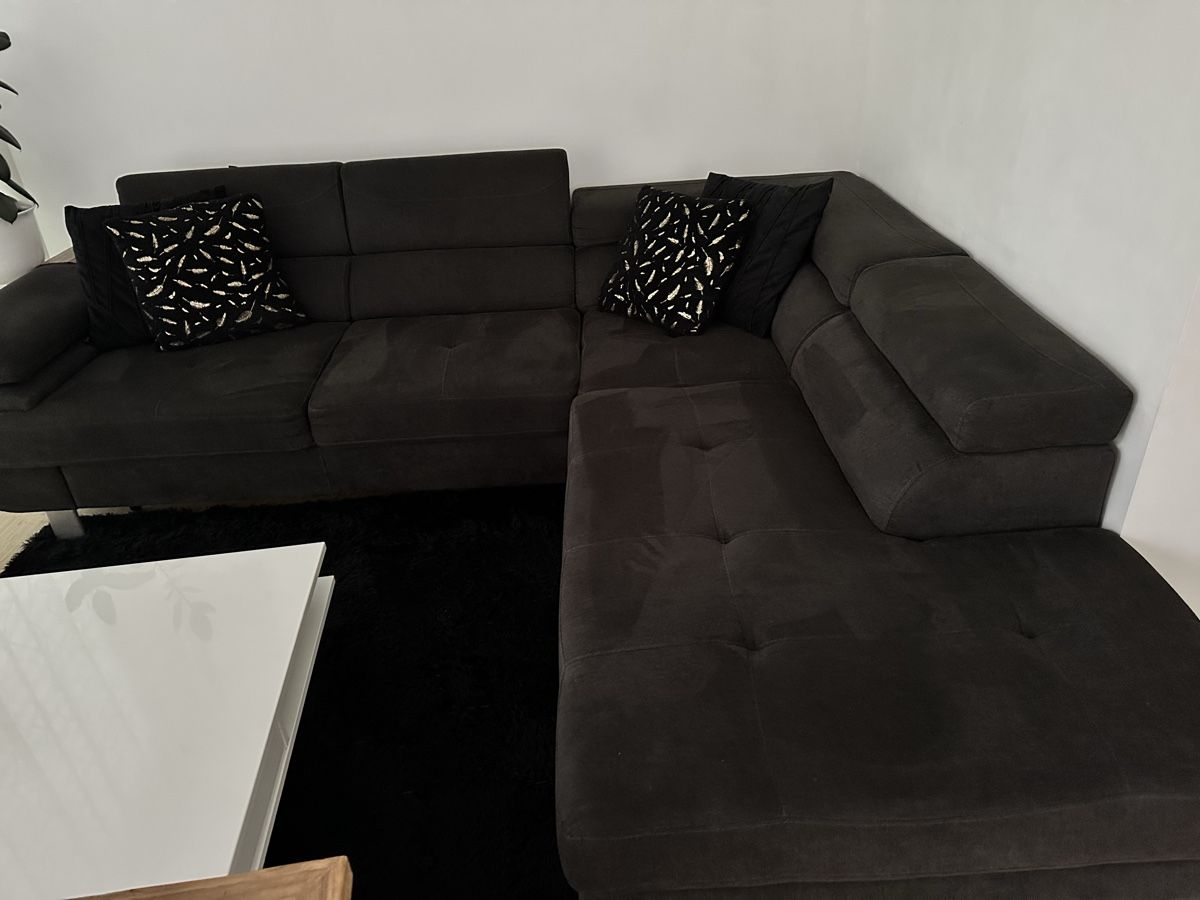 Divani: Ecksofa mit Schlaffunktion & Bettkasten – Usato da Dietikon venduto da Eylem79 4