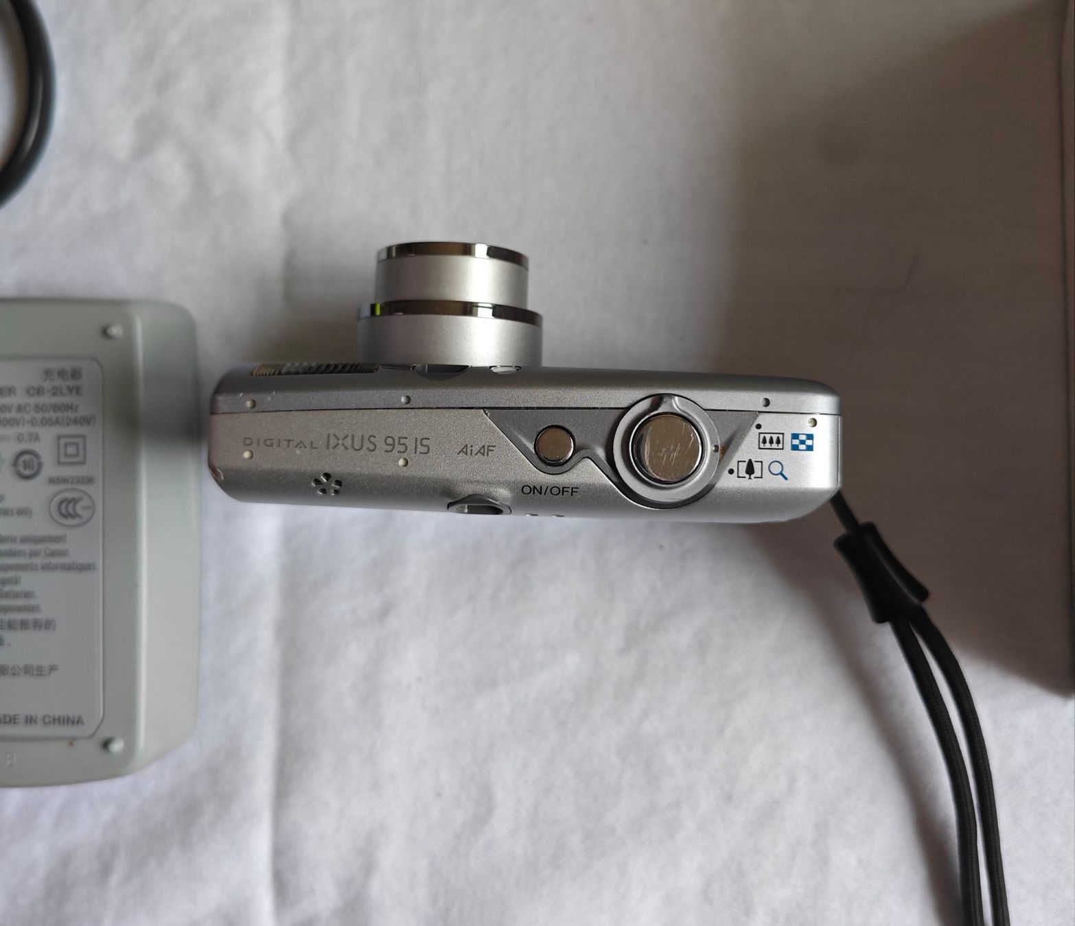 Canon Kamera: Canon Digital IXUS 95 IS Kompaktkamera. – Gebraucht aus Zollikofen von zar_j67f 2