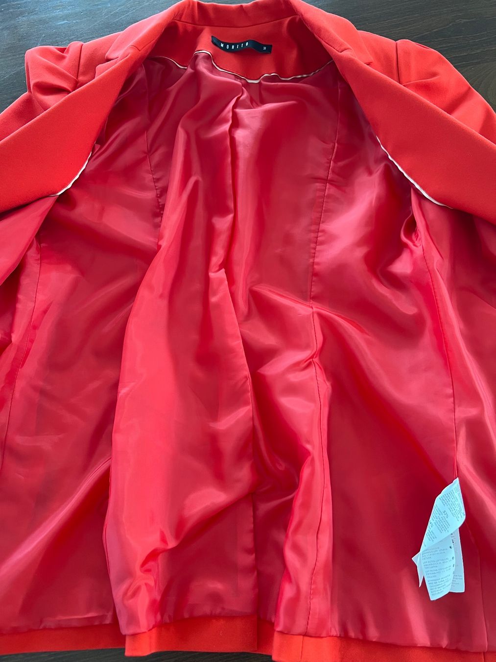 Giacche: Roter Blazer Gr. 36/38 Mohito – Usato da Ebmatingen venduto da Mistelu 6
