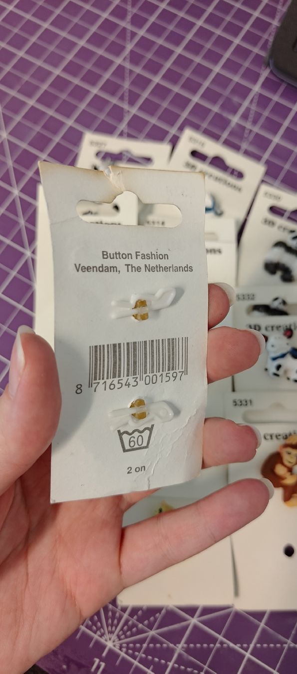 Bottoni: Knöpfe – Nuovo e nell'imballaggio originale da Schwerzenbach venduto da VityaCrafts 1