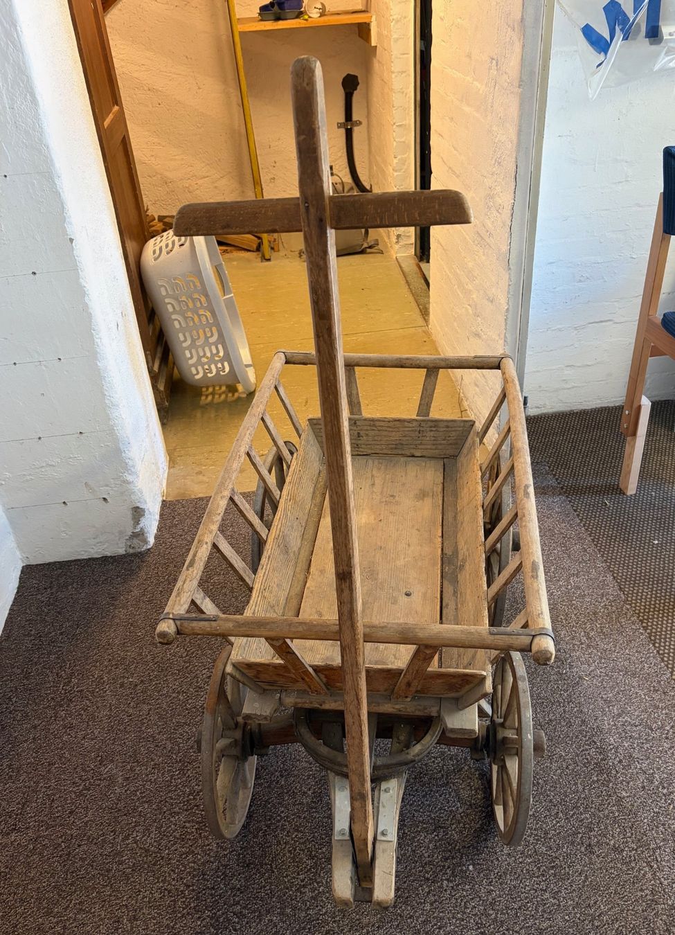 Rimorchi: antiker Leiterwagen – Usato da Winterthur venduto da Klematis
