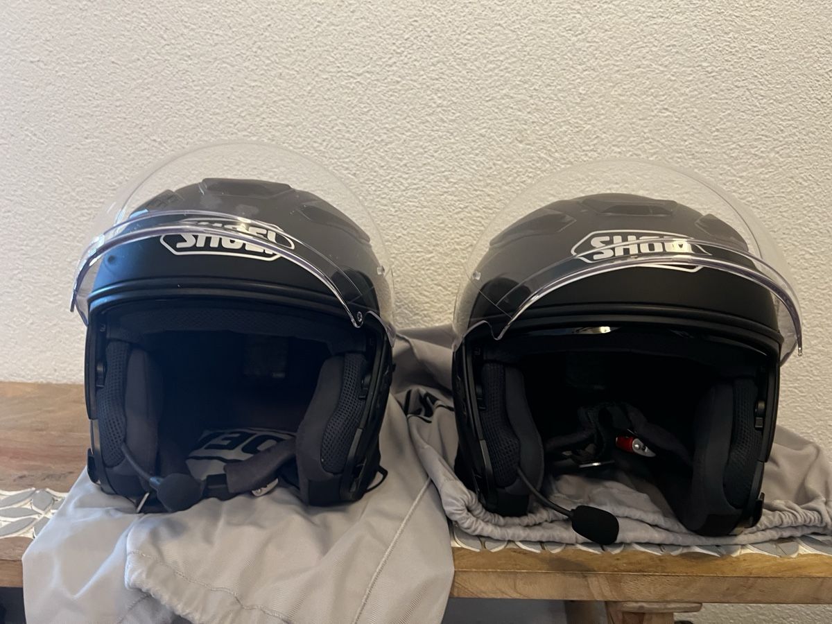 Shoei Caschi & visiere: 2x Shoei Jet Helme mit Visier – Usato da Steinhausen venduto da Famleu1 1