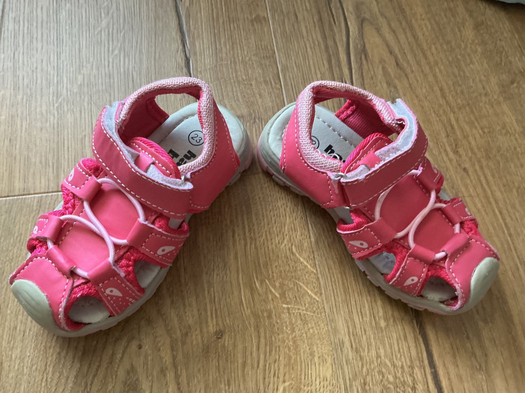 Scarpe per ragazzi: Pink Baby Sandals  23 – Usato da Brugg AG venduto da Magna3 1