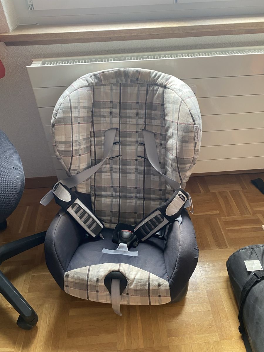 Auto-Kindersitze: Auto Kindersitz Römer – Gebraucht aus Bern von sividigis