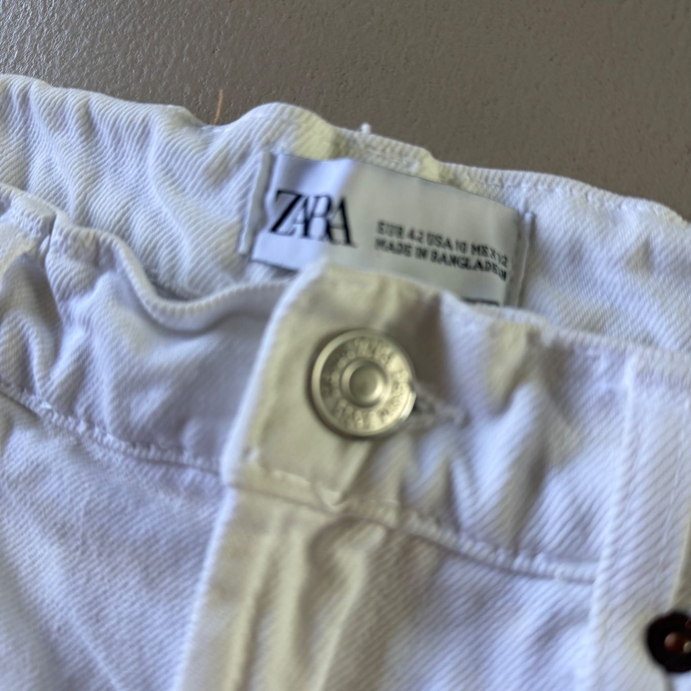 Zara Pantaloni: ZARA Denim Shorts 🤍 – Usato da Zürich venduto da ClosetQueen 6