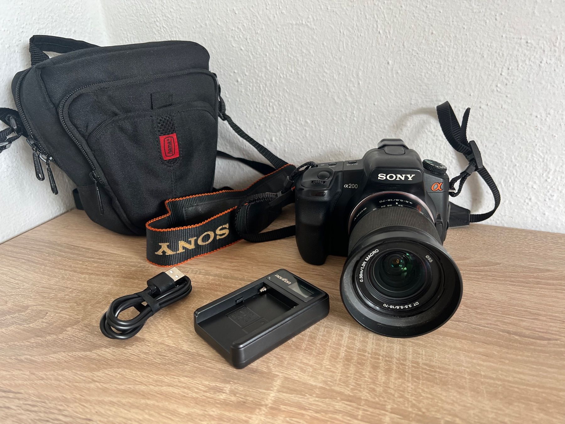 Sony Fotocamera: Sony Alpha A200 – Usato da Frauenfeld venduto da lona05