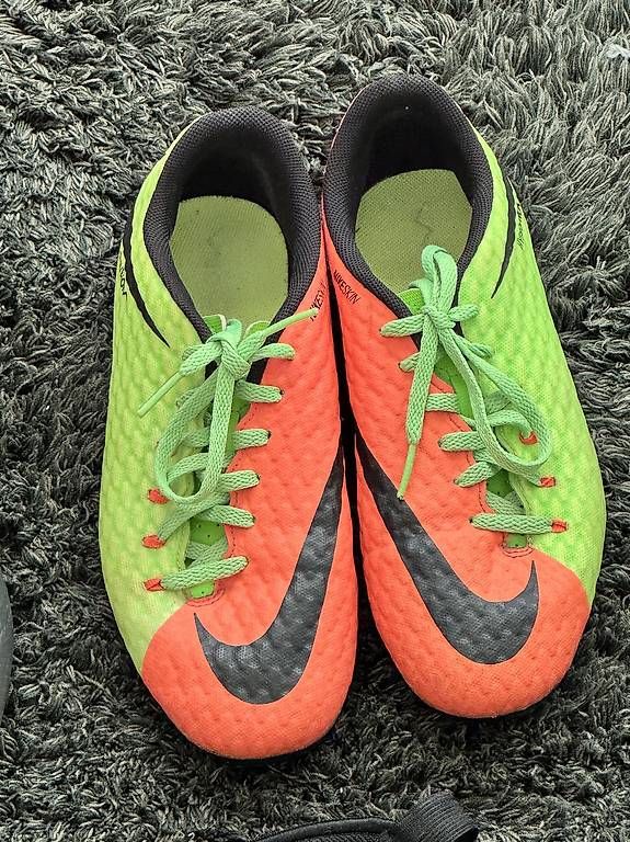Scarpe da uomo: Fussball Ausrüstung  – Usato da illnau venduto da phi_t9bb 2