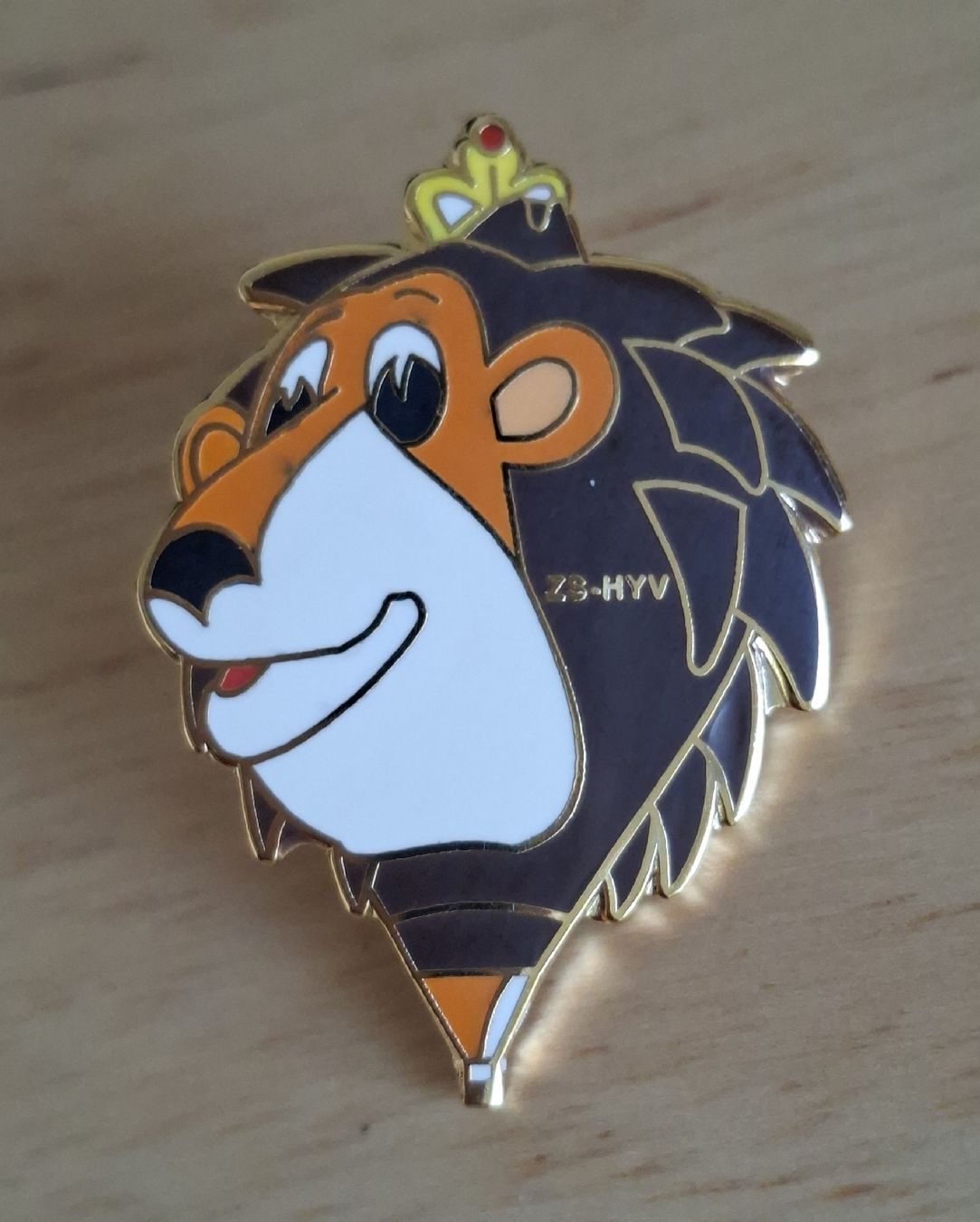 Plaketten & Abzeichen: Pin Heissluftballon Löwenkopf – Gebraucht aus Kriens von Wolly85