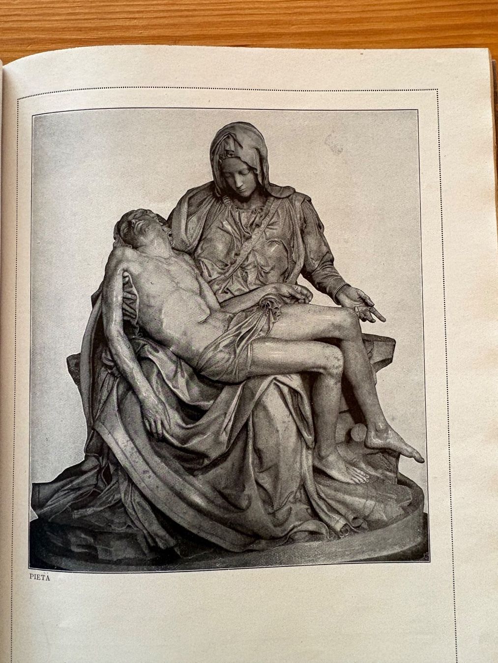 Libri: Michelangelo – Usato da Rieden SG venduto da kadogaru56 2