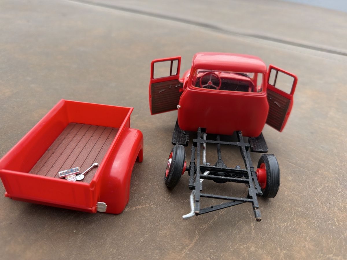 Ford Modellini d'auto: Ford Pick Up - 1/24 - Bausatz – Difettoso da Wolfwil venduto da Rolex1 6