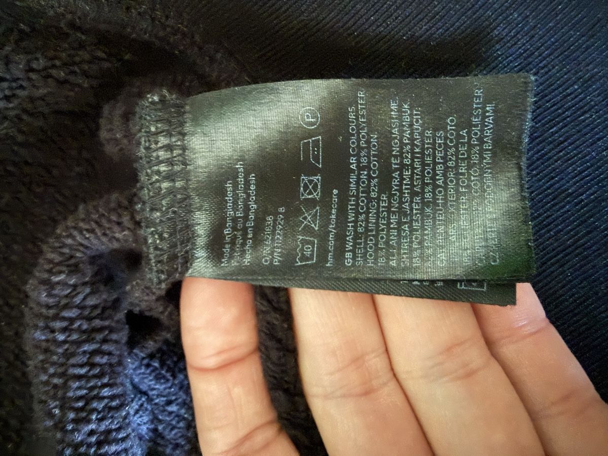 H&M Pullover & Sweatshirts: H&M Hoodie M – Gebraucht aus Wabern von Celbom 1