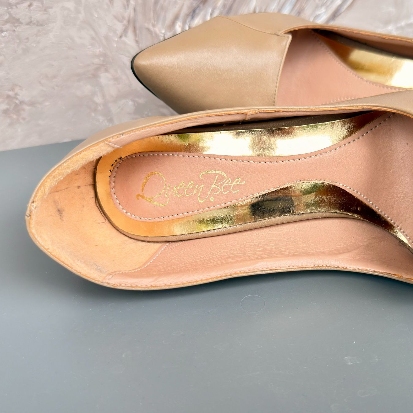 Chaussures femmes: Escarpins beige Queen Bee élégants – D'occasion à Thônex par Suisse.Shopping 3