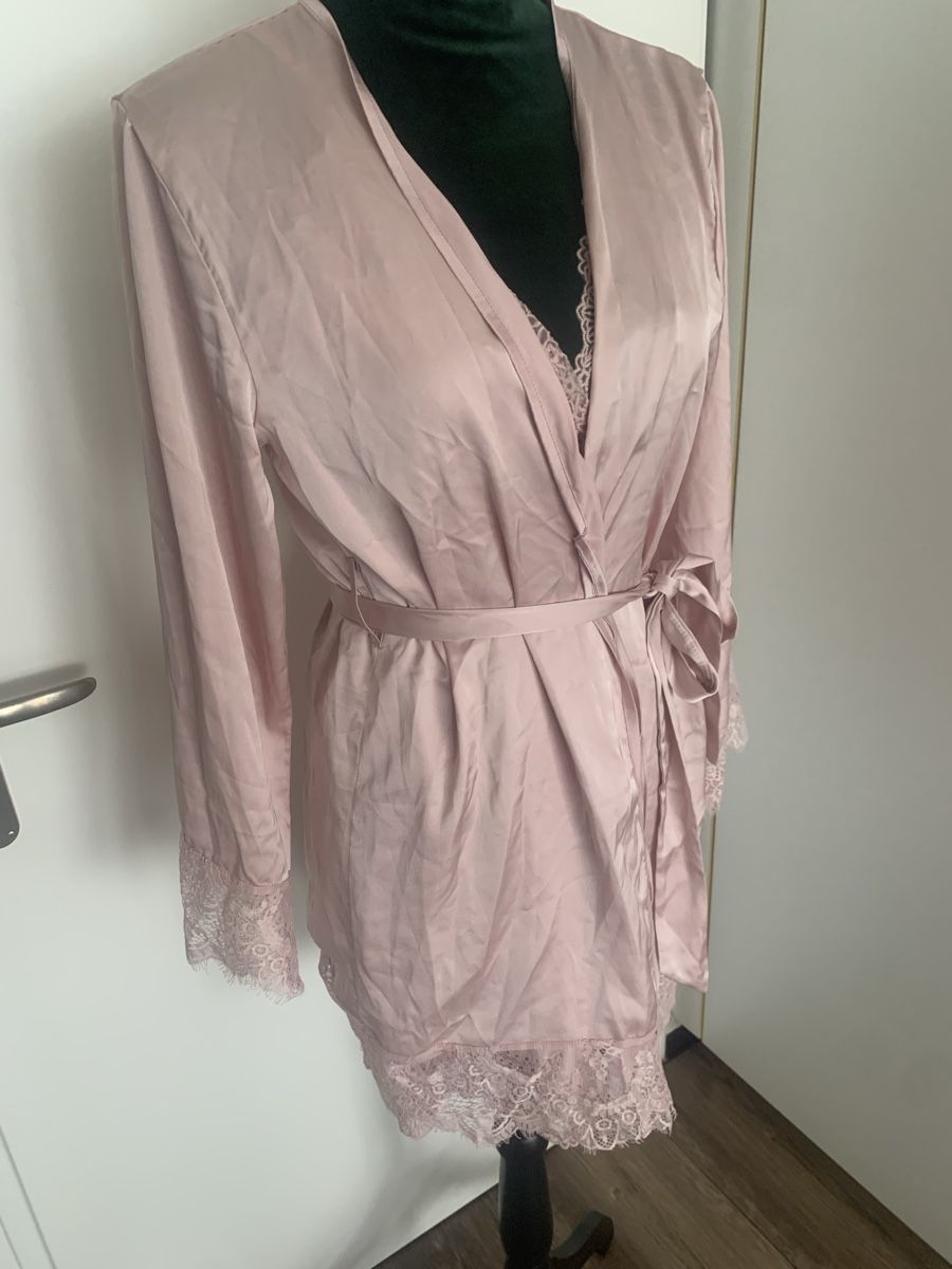 Negligees & Pyjamas: Negligee/Kimono – Gebraucht aus Emmen von Bgucci_girl 5