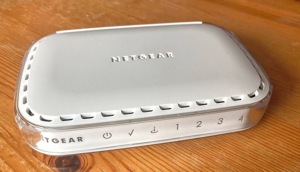 Modems & Routeurs: Netgear Cable Router – D'occasion à Ittigen par Olten2 1