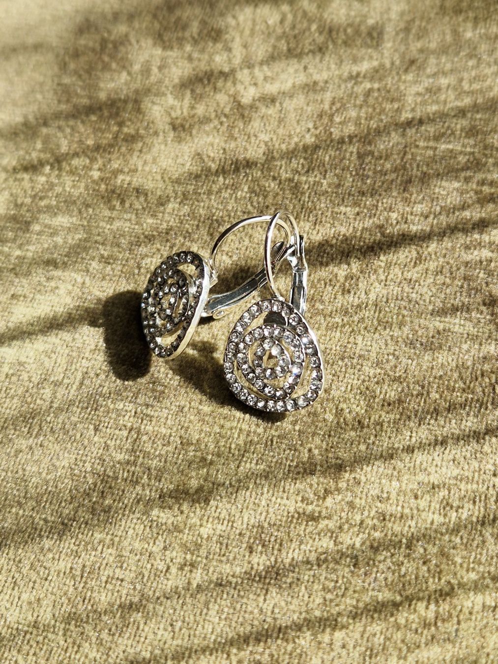 Ohrringe & -stecker: Ohrringe Fashion – Gebraucht aus Rothenburg von pau_2vnd 2