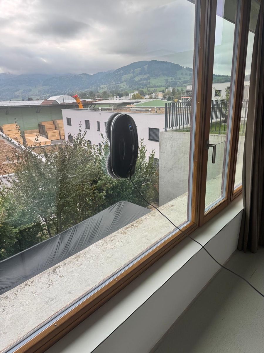 Hobot Altro per la casa: Hobot 388 – Usato da Bulle venduto da Marjory 3