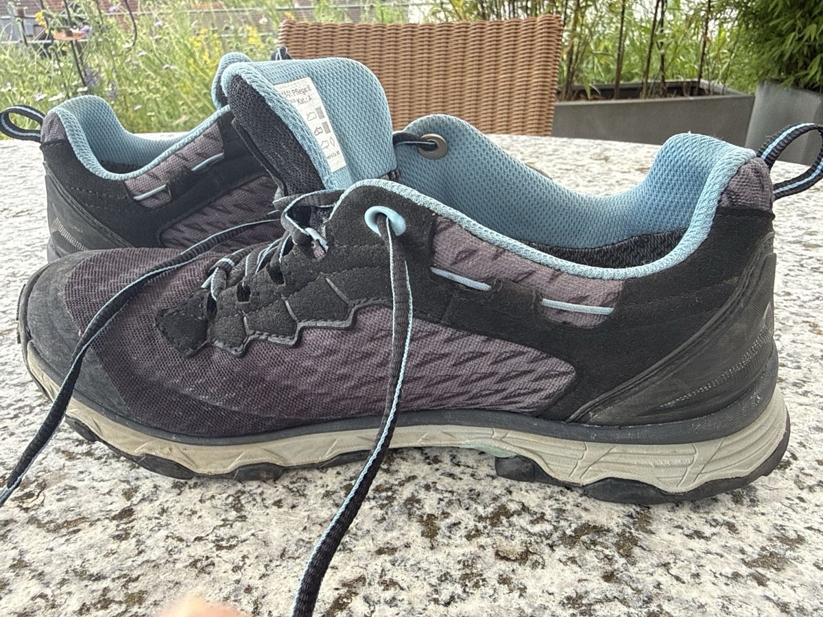 Meindl Scarpe da donna: Meindl Wanderschuhe Damen Gr. 39 – Usato da Wegenstetten venduto da ItsVi 1