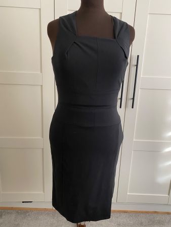 Etui Kleid Hugo Boss 40