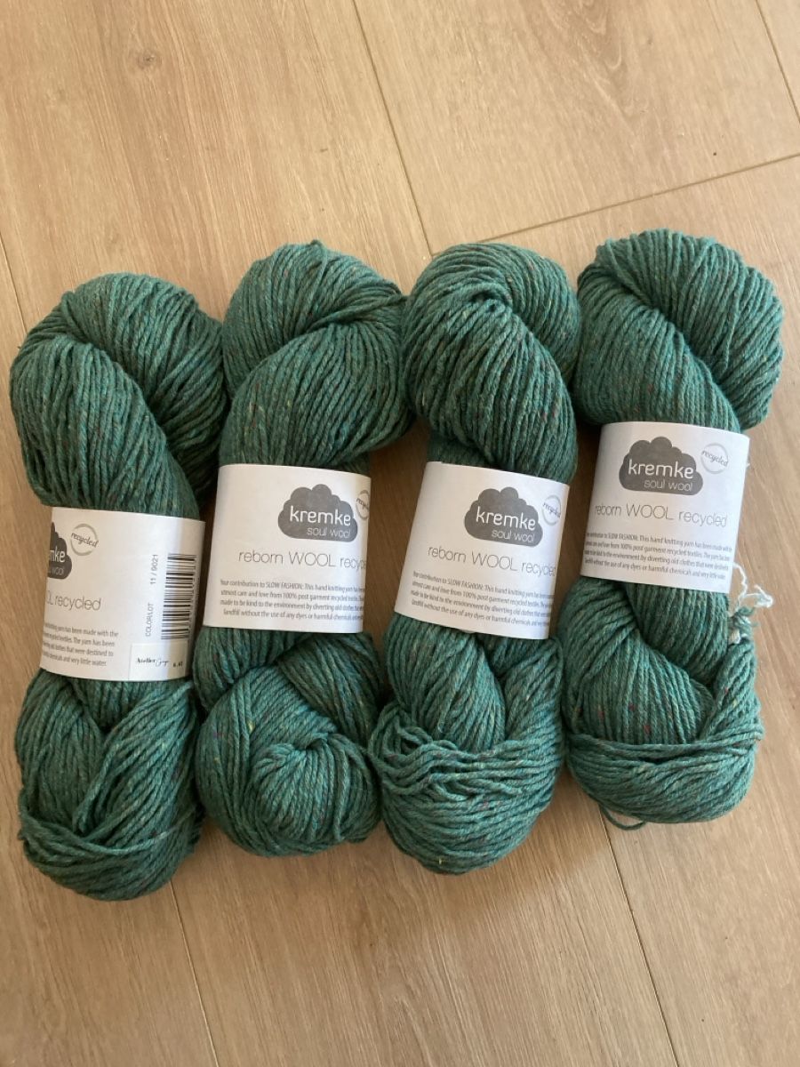 Lana: Lot de 4 kremke reborn wool recycled – Nuovo (secondo la descrizione) da Corcelles-Chavorn venduto da Pebble10