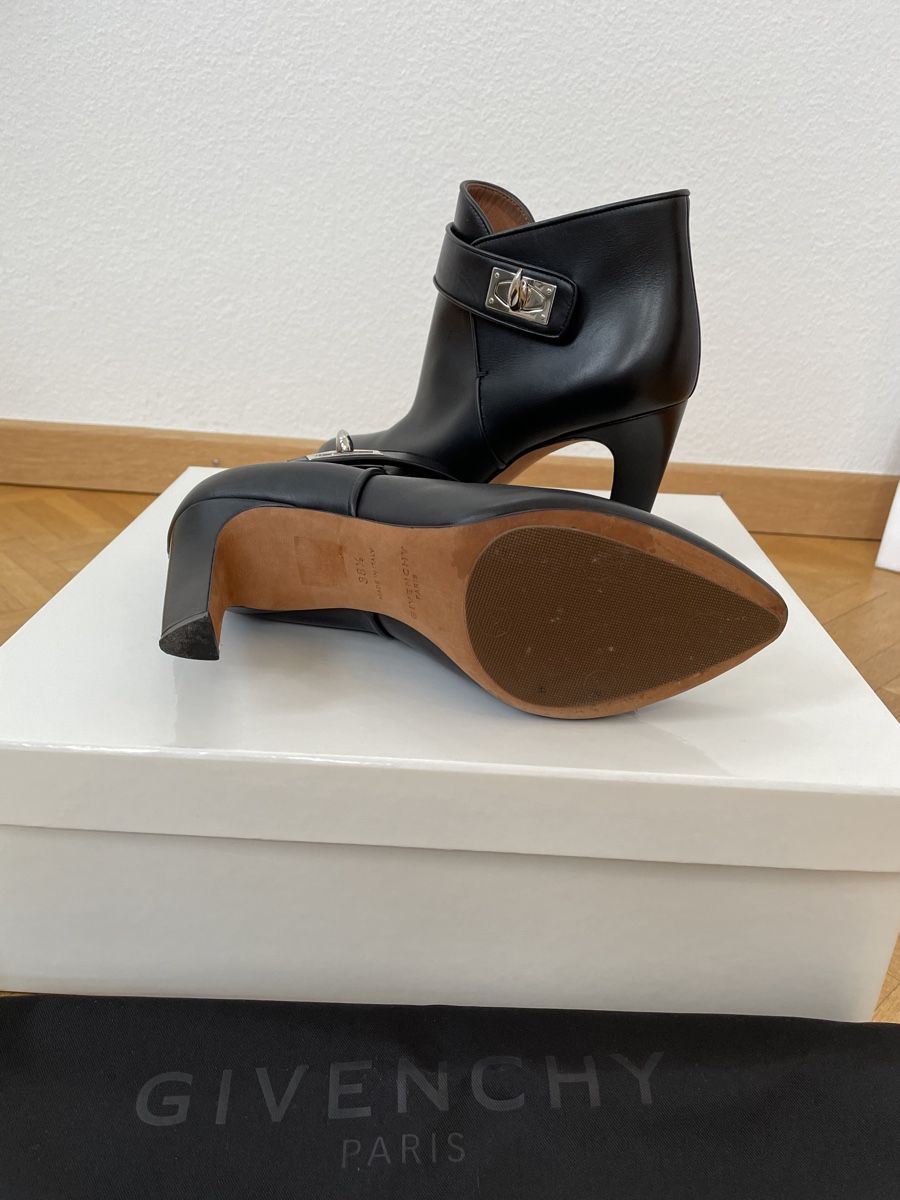 Givenchy Scarpe da donna: Givenchy Bootie – Nuovo (secondo la descrizione) da Fruthwilen venduto da beadier1 5