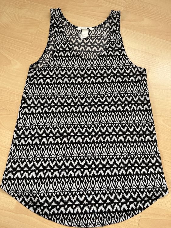 H&M Blouses, T-shirts & Tops: Luftiges H&M Top in XS – D'occasion à Diepoldsau par Sonne14
