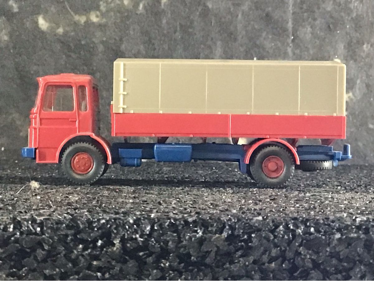 Modellini di ferrovie: MODELL LKW H0 – Usato da Männedorf venduto da Spezial-Modelle 1