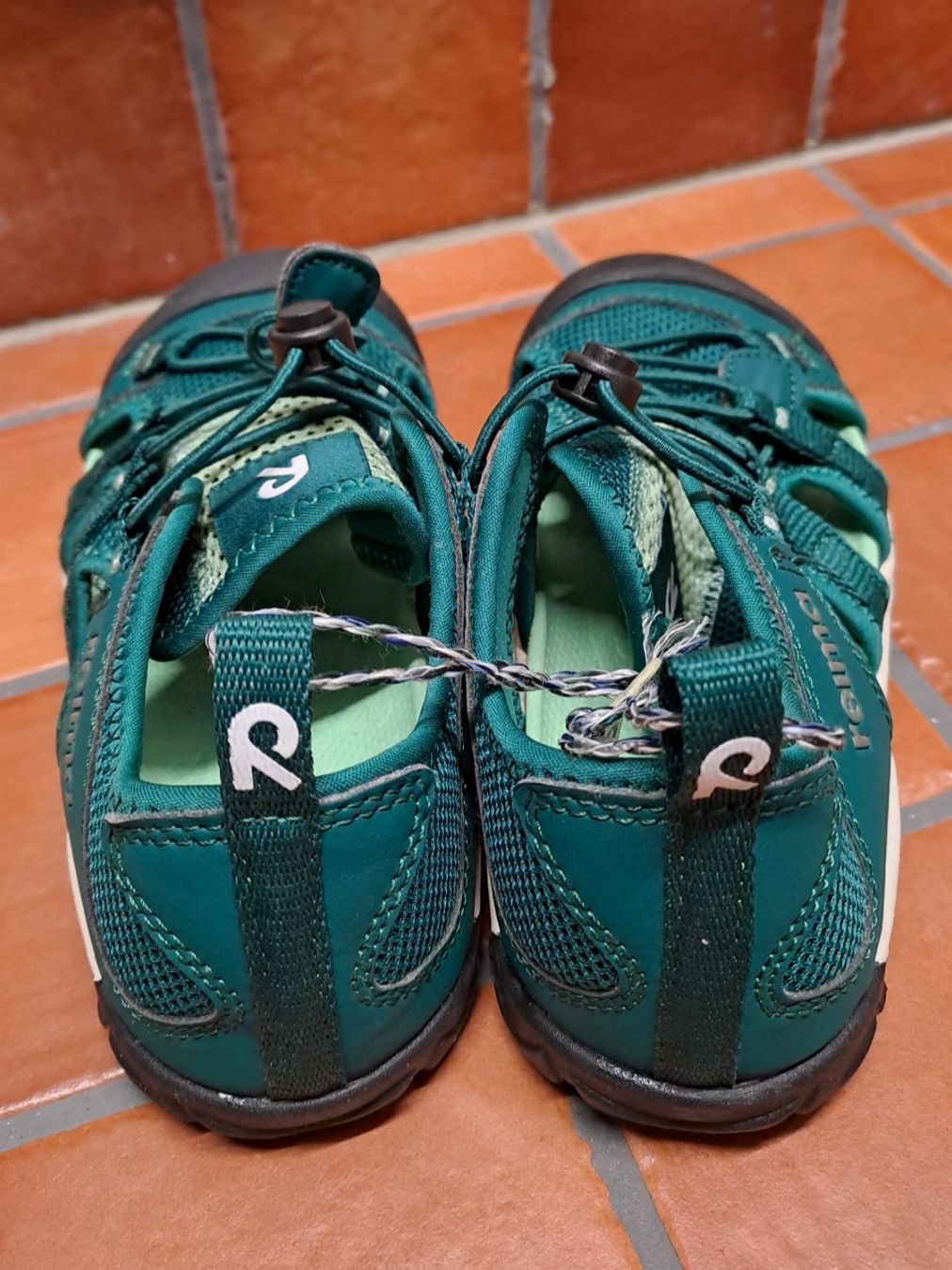 Reima Scarpe per ragazzi: Reima Sandalen Gr.33 – Nuovo (secondo la descrizione) da Oberrieden venduto da Raja011 5