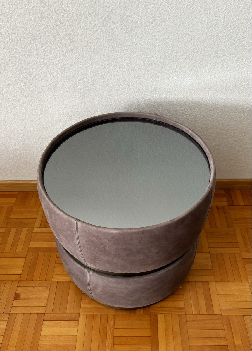 Tavoli: Round Side Table with Mirror Top and Wheels, 47cm – Nuovo (secondo la descrizione) da Zürich venduto da Jan_michael 1