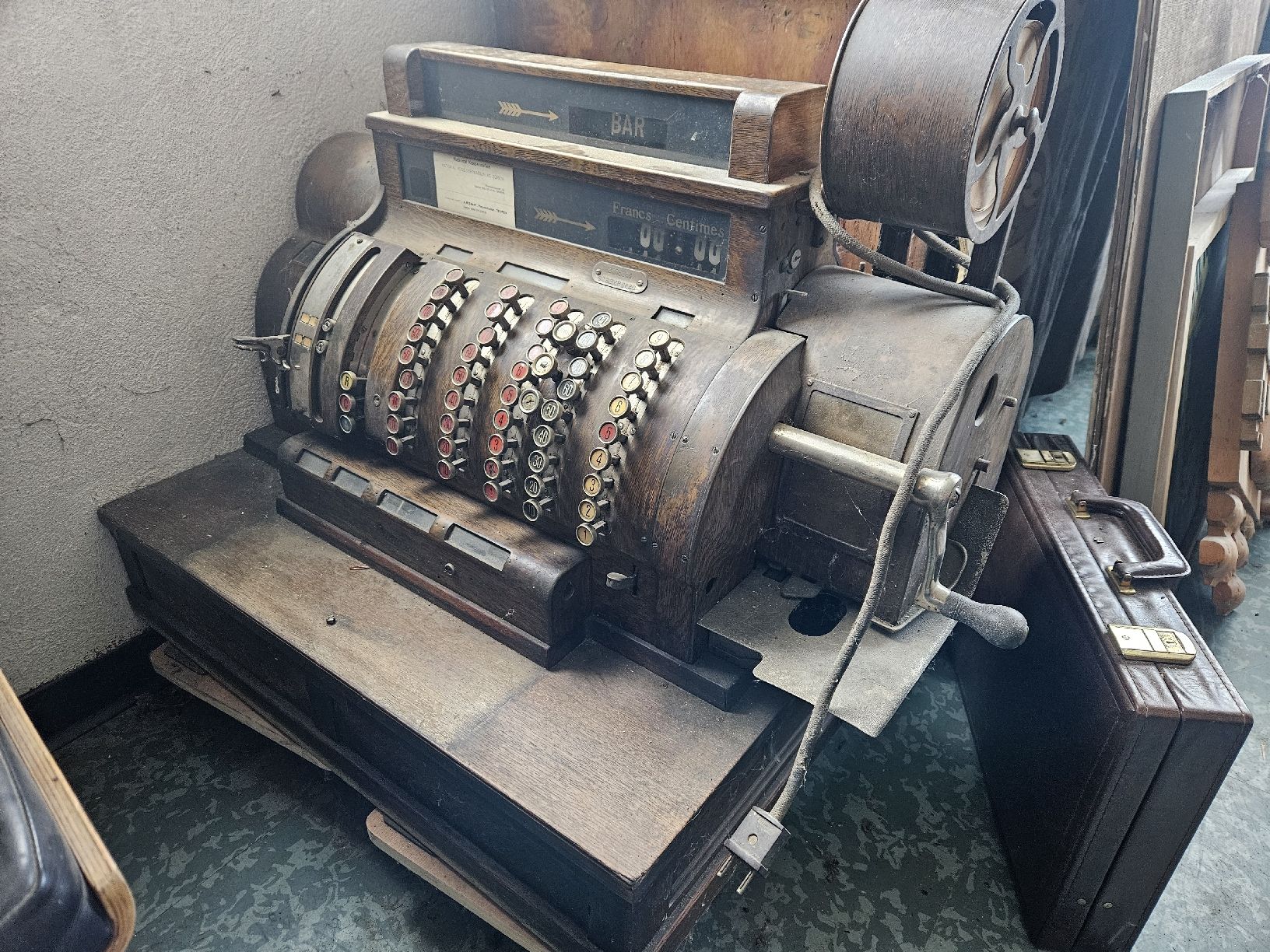 Registratore di cassa: Registierkasse museum – Usato da Schwellbrunn venduto da Rosaroterpanter
