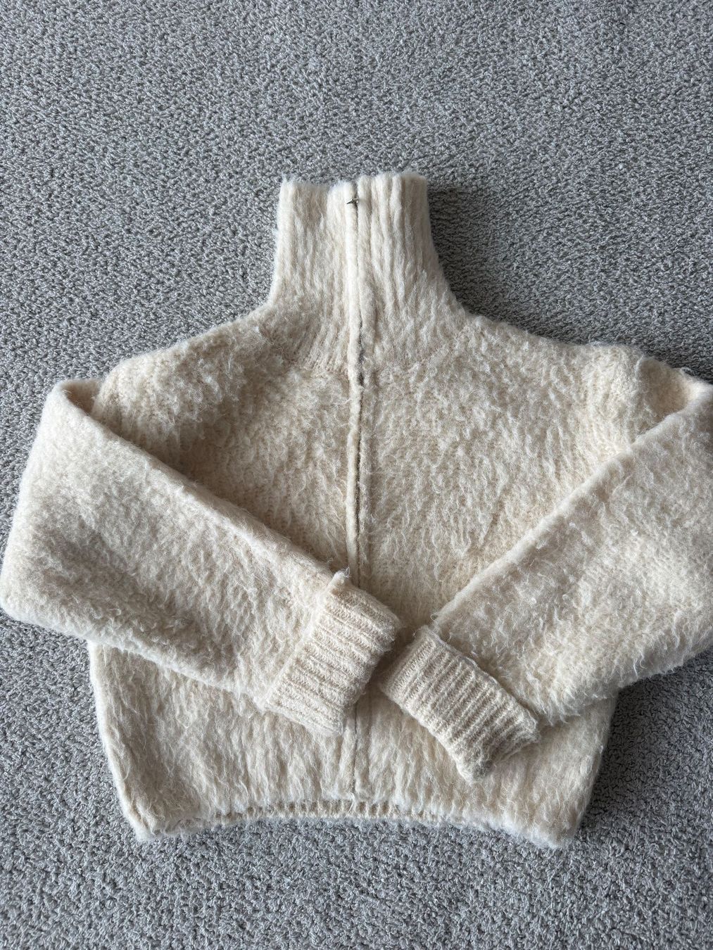 Zara Maglioni & Felpe: Zara Winterpulli 11-12 - Gr. 152 – Usato da Rapperswil SG venduto da cw30042006