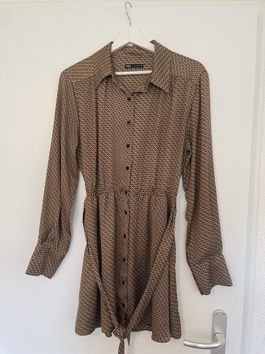 Zara Vestiti: Stylish Zara Patterned Dress – Nuovo (secondo la descrizione) da Roche VD venduto da closetcleanse 3