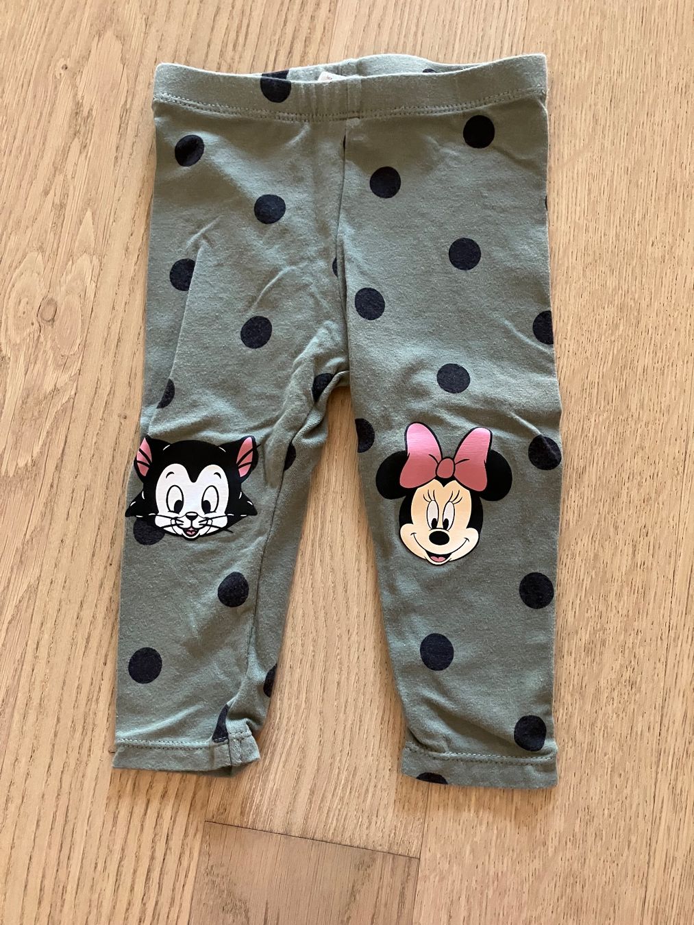 H&M Kleiderpakete & -sets: Minnie Mouse Set - Grösse 74 – Gebraucht aus Winterthur von ast_796h 4