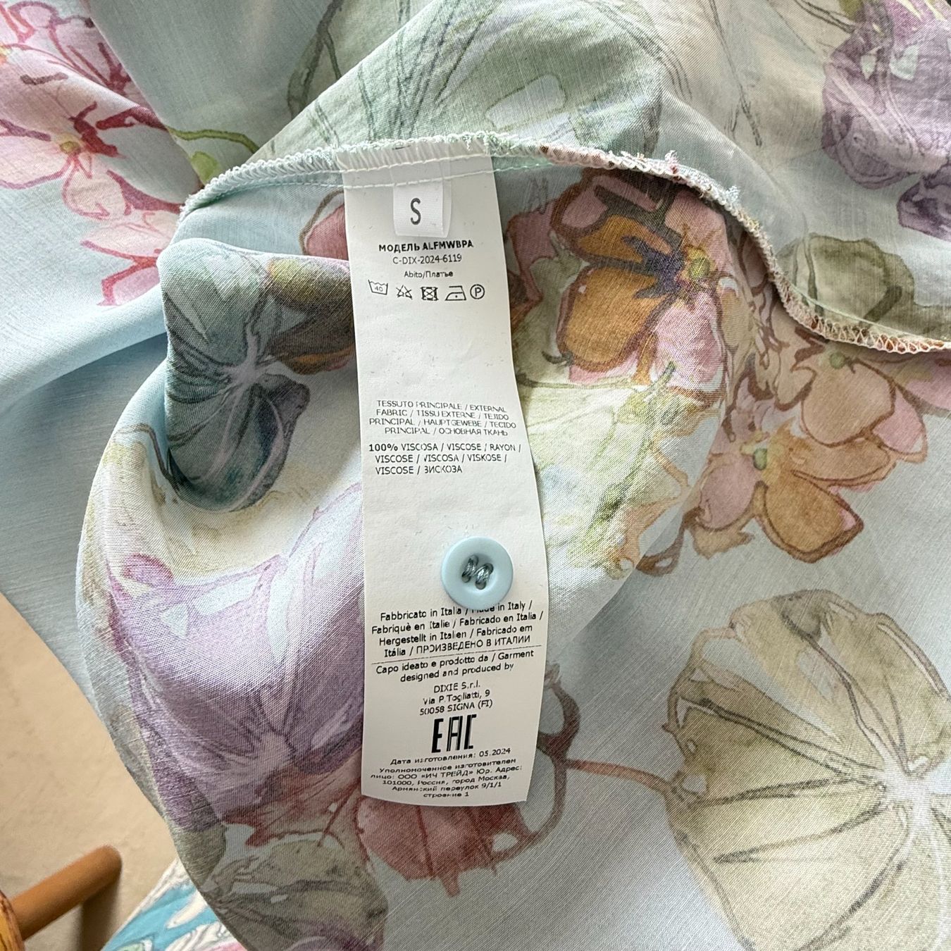 Kleider: Dixie Maxikleid mit floralem Muster, Gr. S – Gebraucht aus Riedholz von han_fy6l 6
